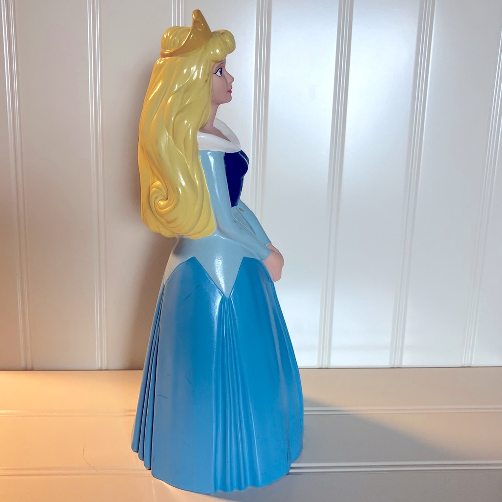 Disney Aurora Sleeping Beauty piggy bank - Picture 2 of 14